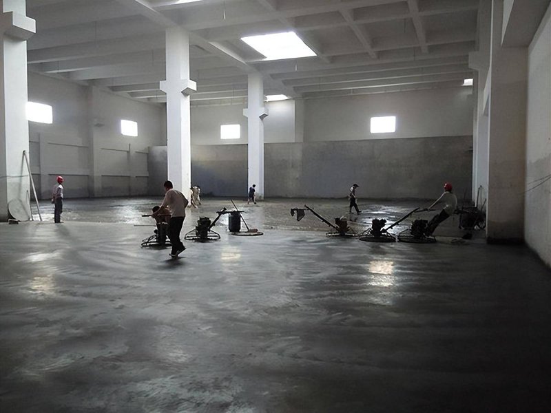 耐磨地坪包工包料多少钱一平方？这不仅是许多施工方最关心的问题，也是众多业主在选择地坪时最为纠结的一点。